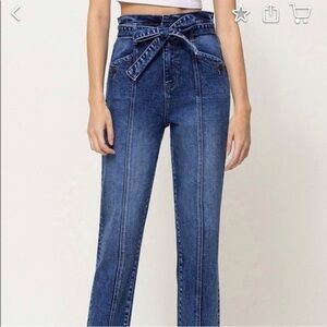 New! ▶️ VERVET ◀️ ERIKA HIGH RISE MOM JEANS WITH BELT. SIZE 30